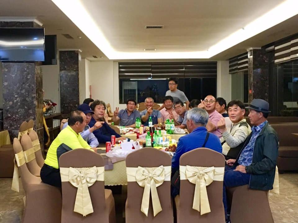 Sun Bay Tuan Chau Hotel Ha Long Exterior photo